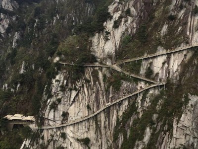 苏州天堂寨旅游景区：自然奇观、历史文化、探险乐趣，一起发现美食之旅